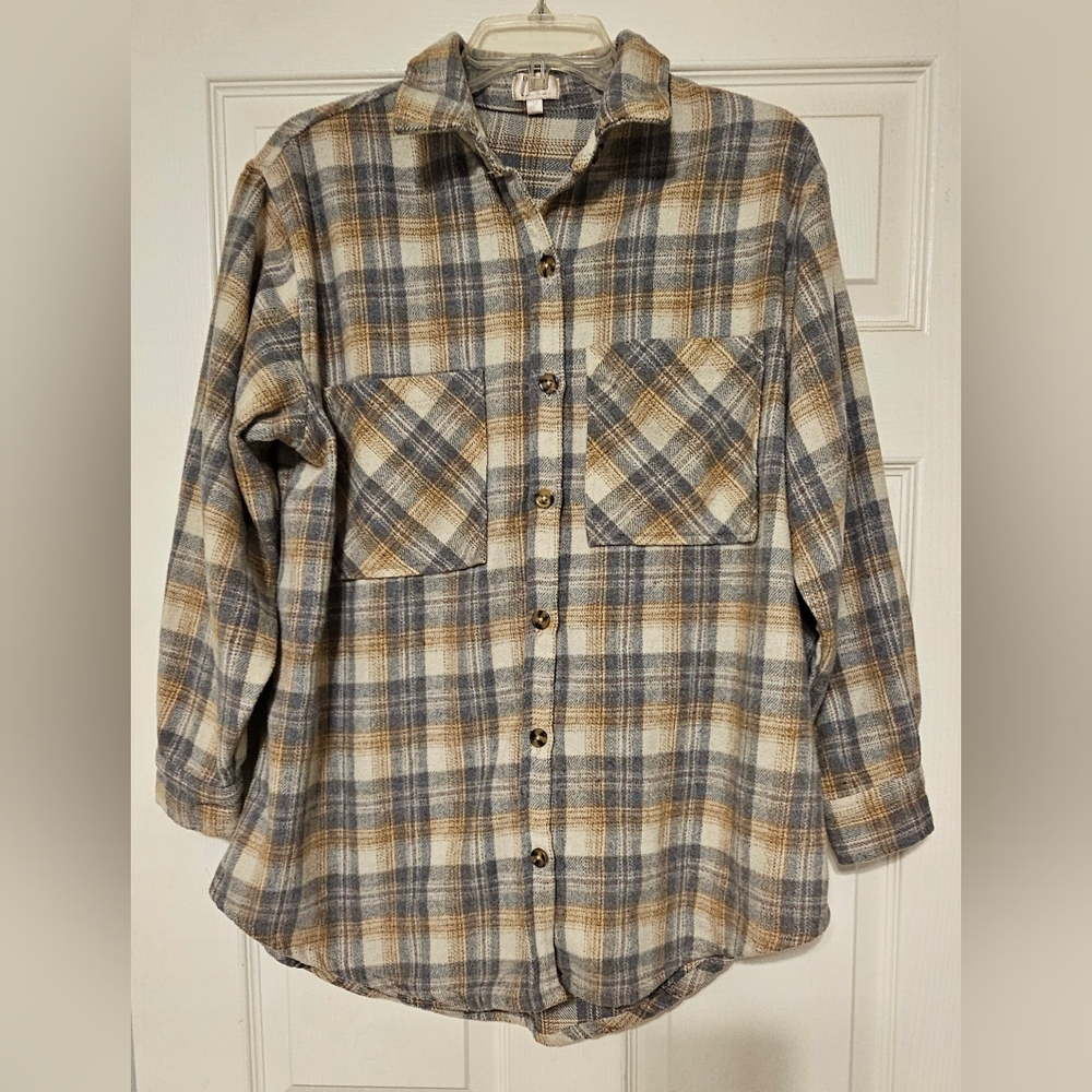 Size M LADIES Dizzy Checkered Flannel Shirt in Blue and Brown